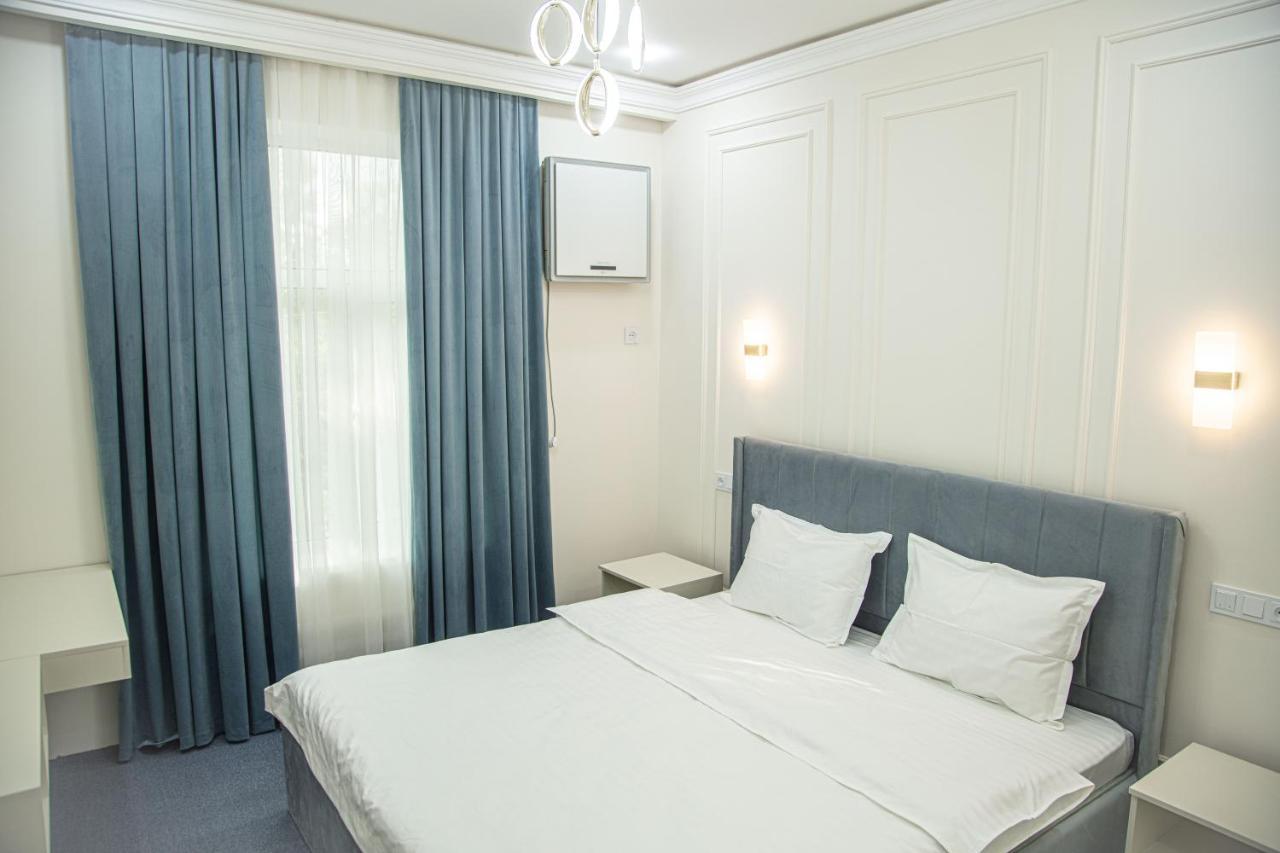 Lev Tolstoy Hotel Samarkand Exterior photo