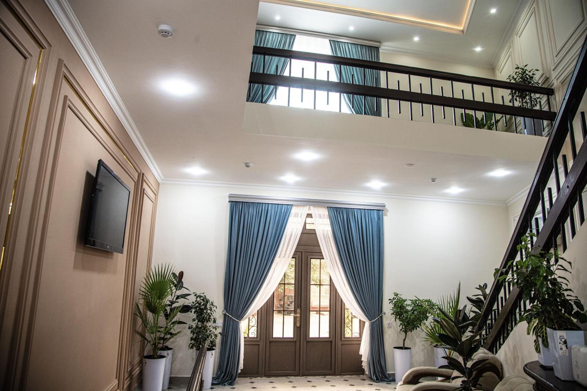 Lev Tolstoy Hotel Samarkand Exterior photo